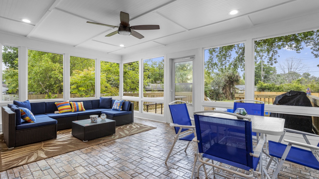 Photo of Livingroom in Mississippi City