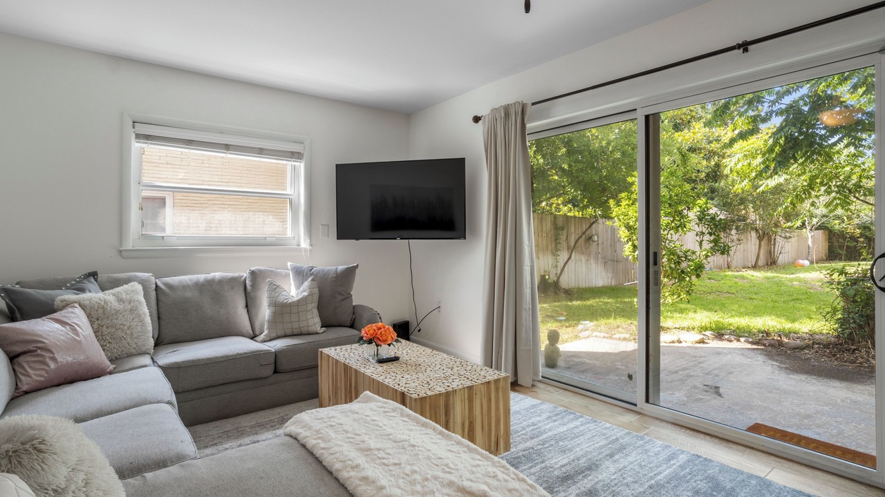 Photo of Livingroom in Mississippi City
