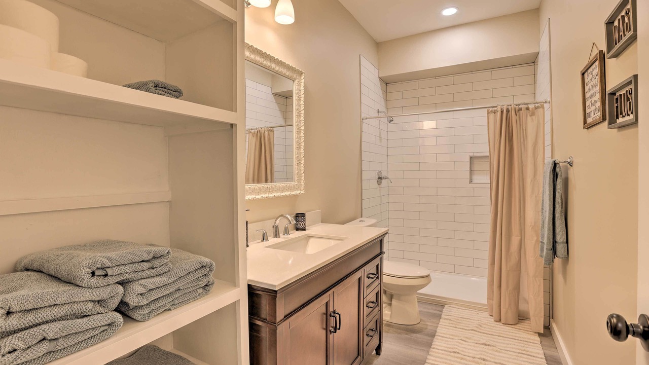 Photo of Bathroom in Clanton