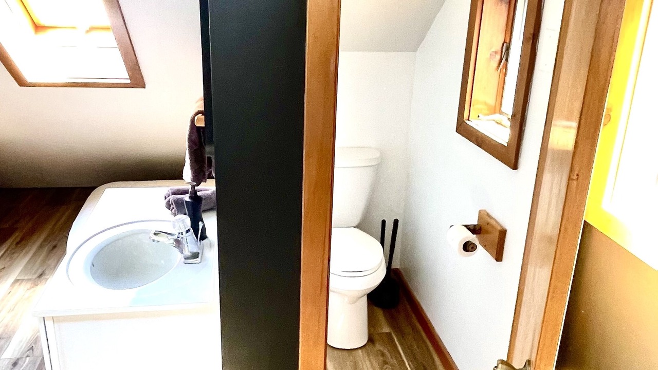 Photo of Bathroom in Crystal