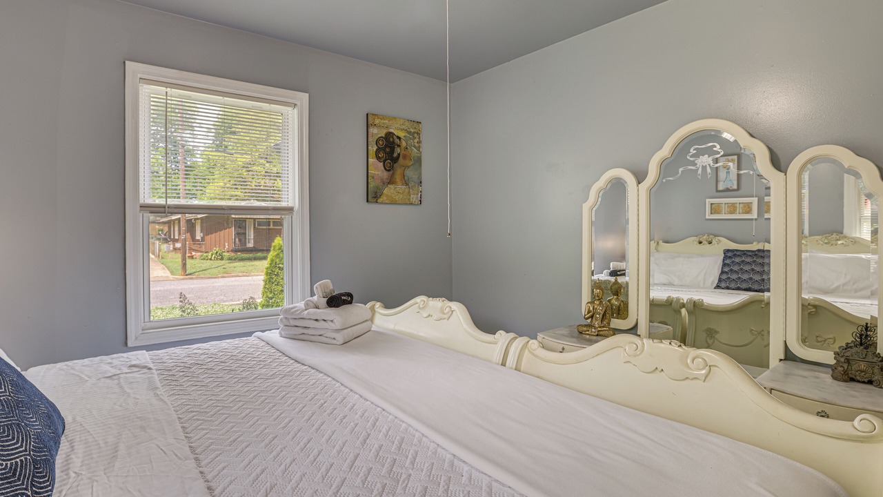 Photo of Bedroom in South Titusville