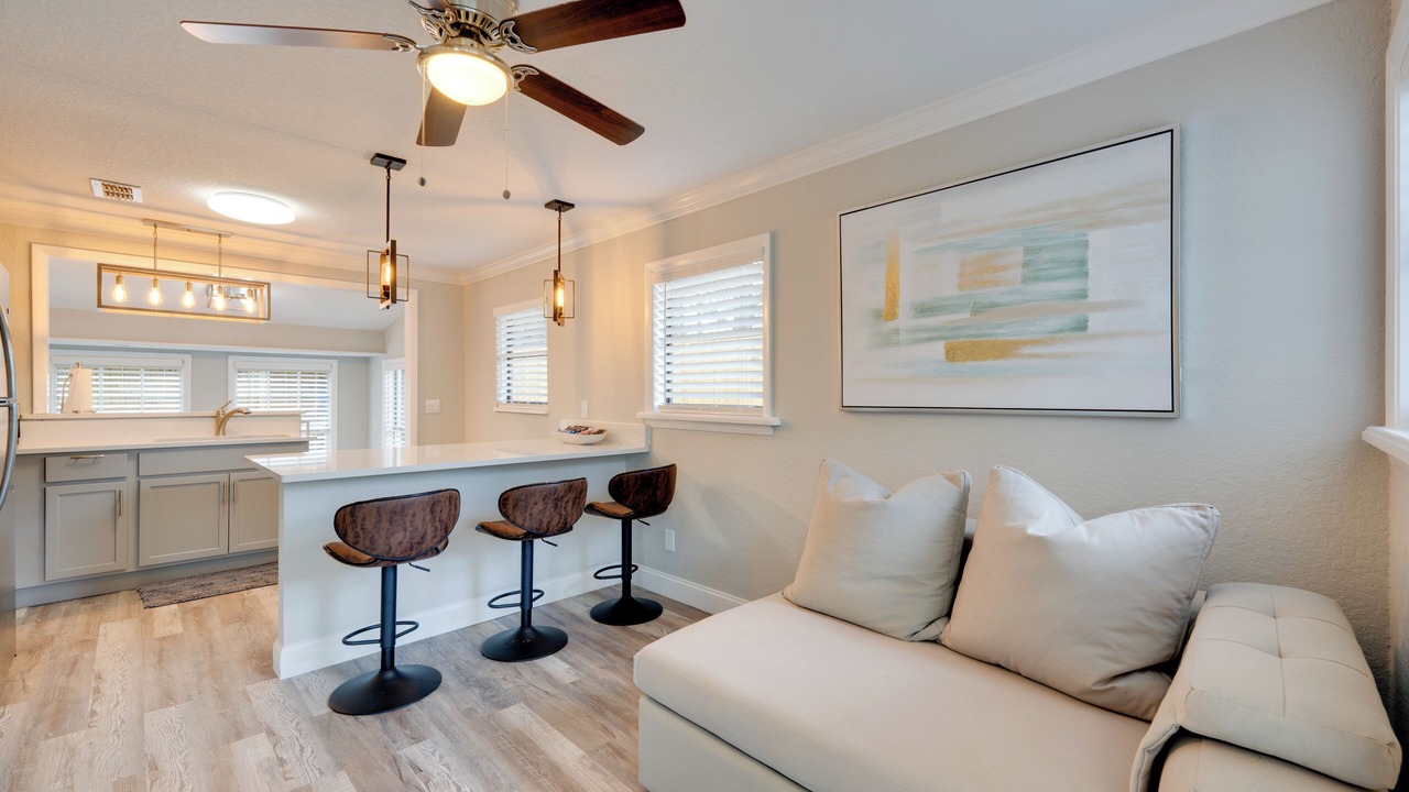 Photo of Livingroom in Plymouth