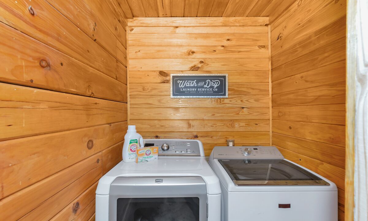 Photo of Bedroom in Guntersville