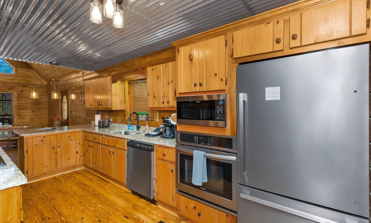 Photo of Kitchen in Guntersville