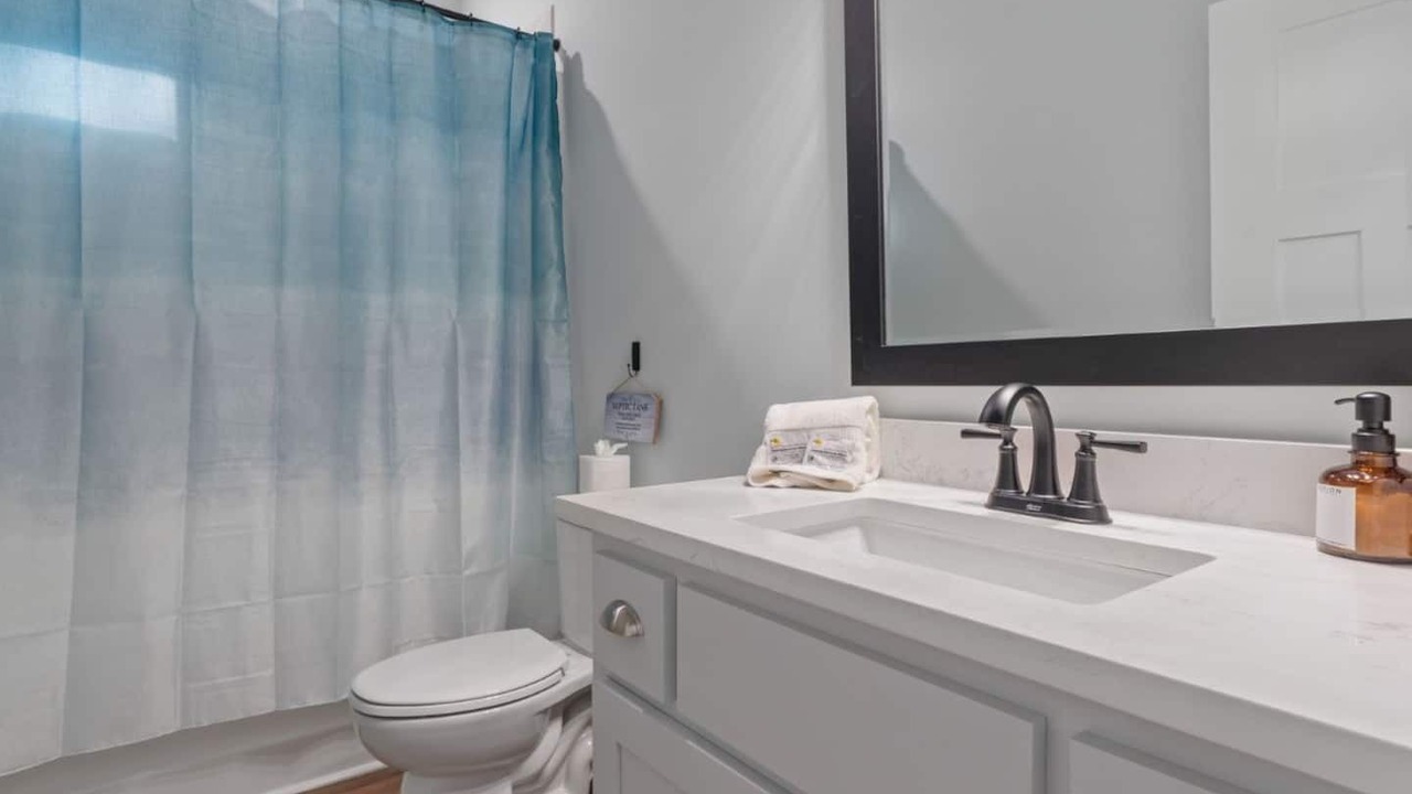 Photo of Bathroom in Eatonton