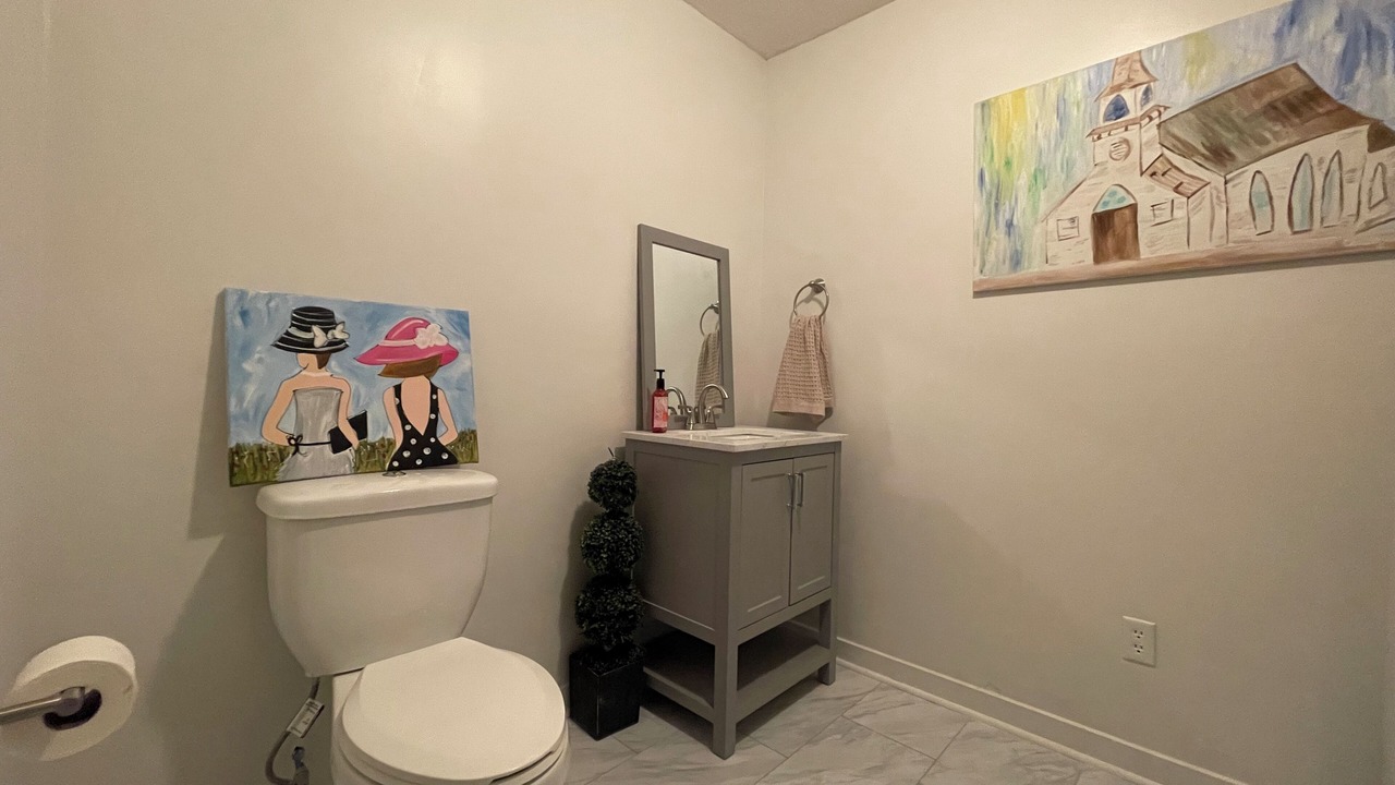 Photo of Bedroom in Northport