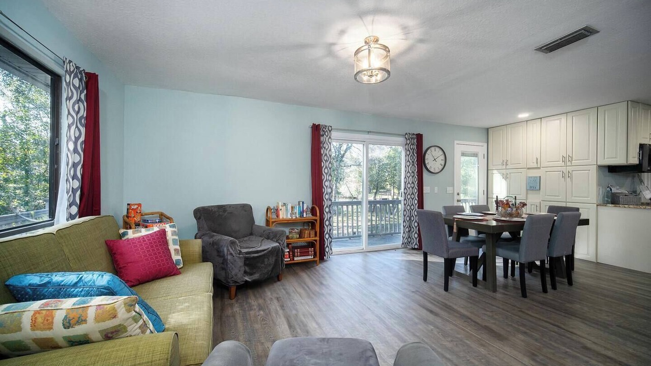 Photo of Livingroom in Middleburg