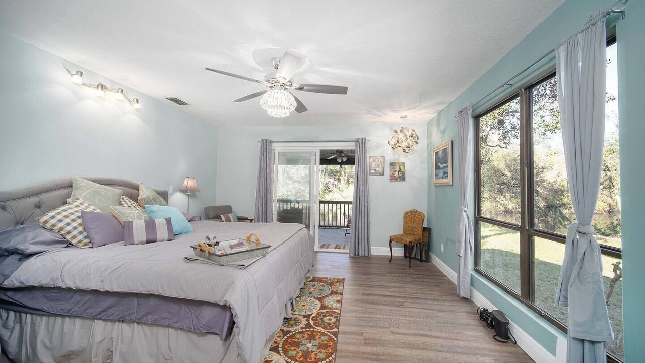 Photo of Bedroom in Middleburg