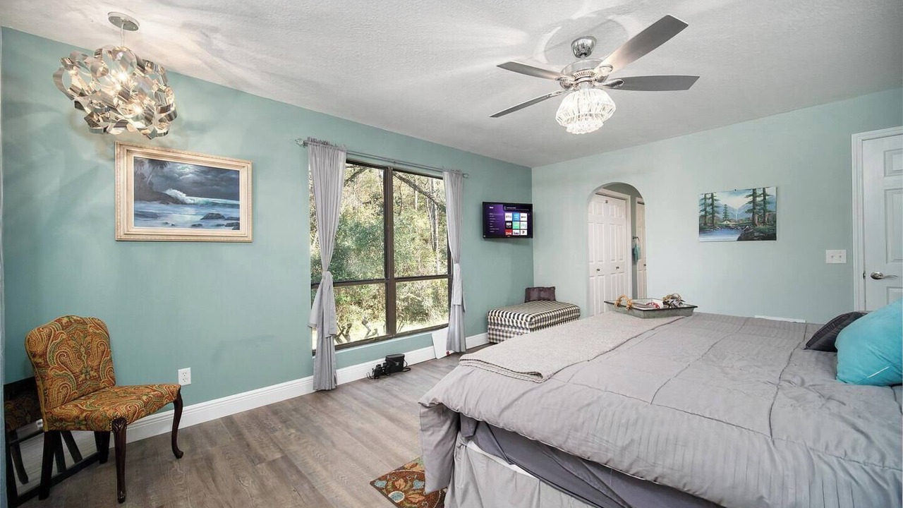 Photo of Bedroom in Middleburg