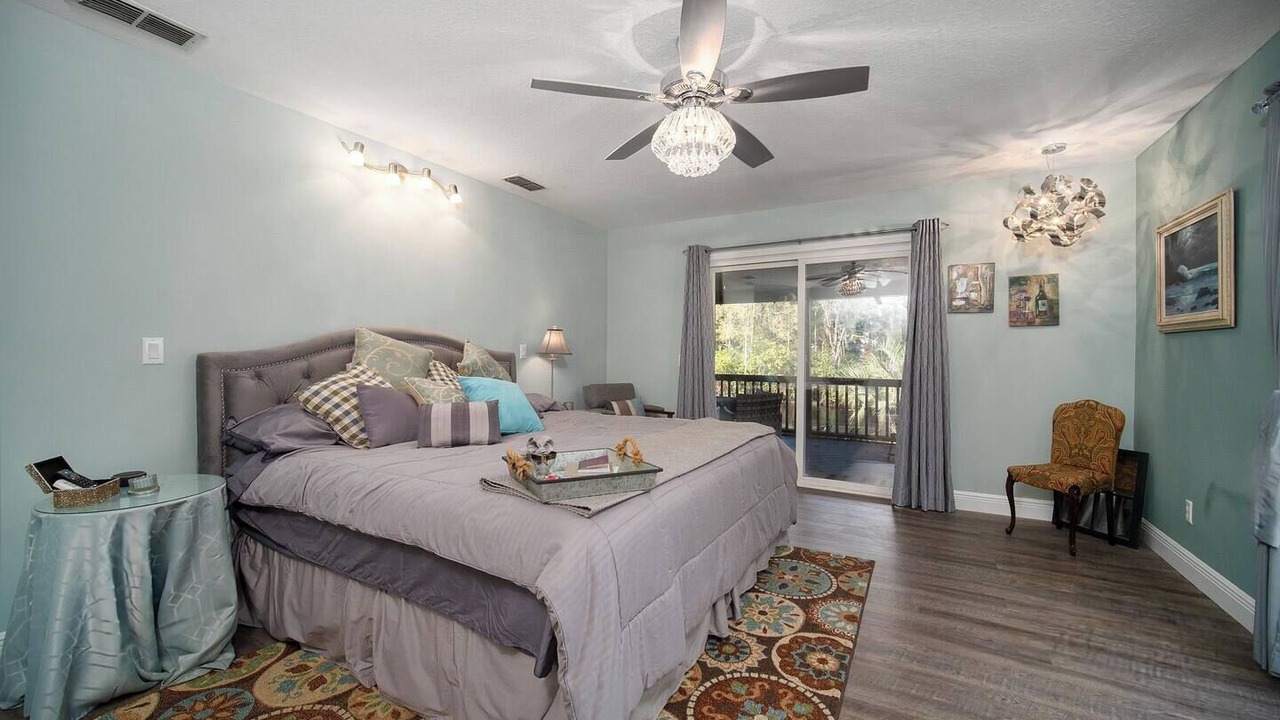 Photo of Bedroom in Middleburg