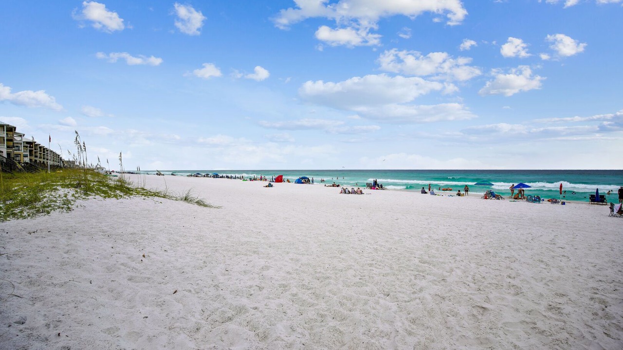 Photo of Others in Frangista Beach
