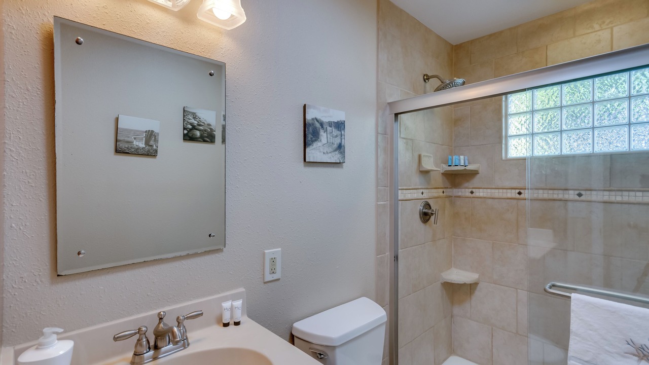 Photo of Bathroom in Holiday Harbor