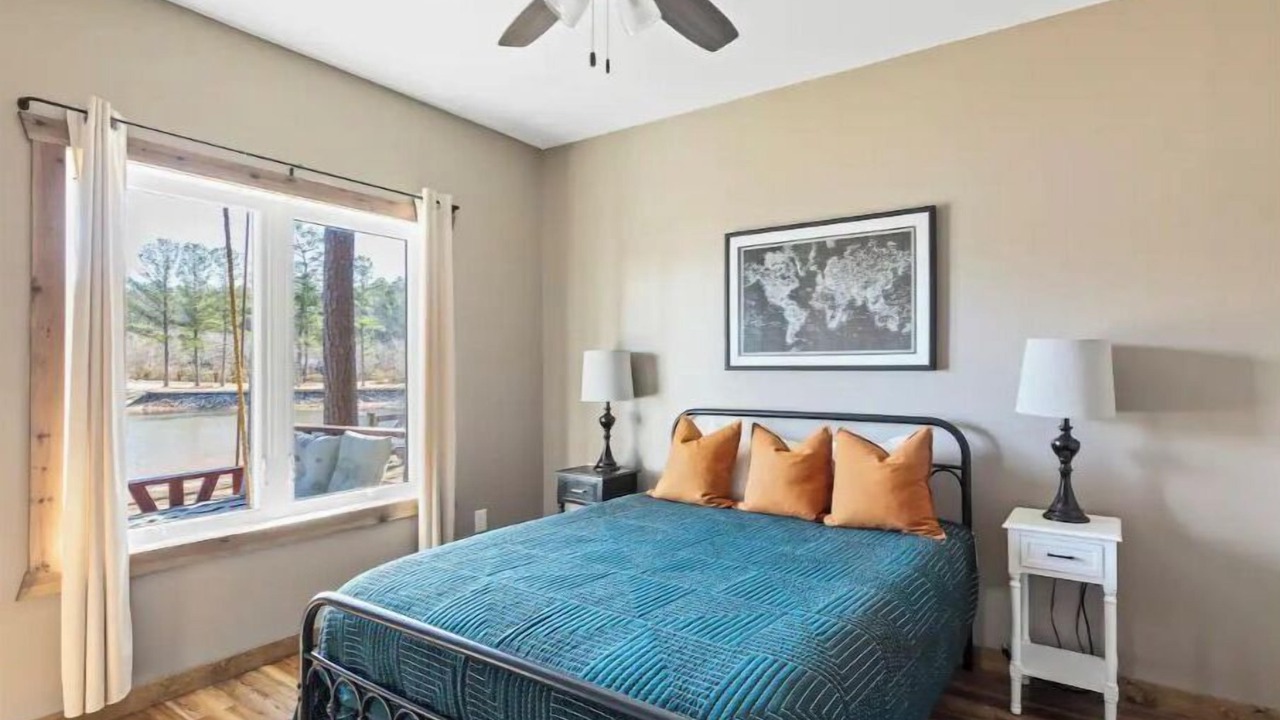 Photo of Bedroom in Dadeville