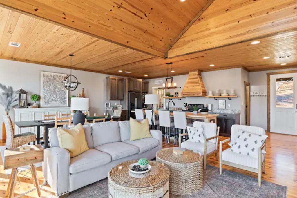 Photo of Livingroom in Dadeville
