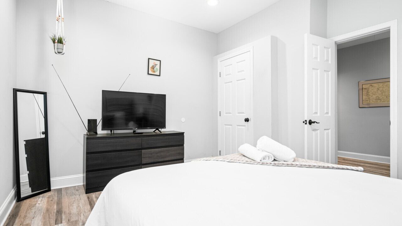 Photo of Bedroom in Hapeville