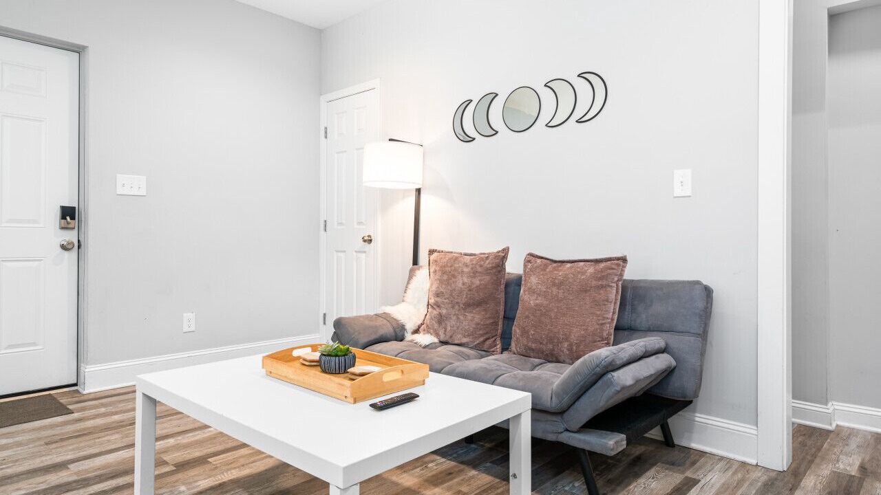 Photo of Livingroom in Hapeville