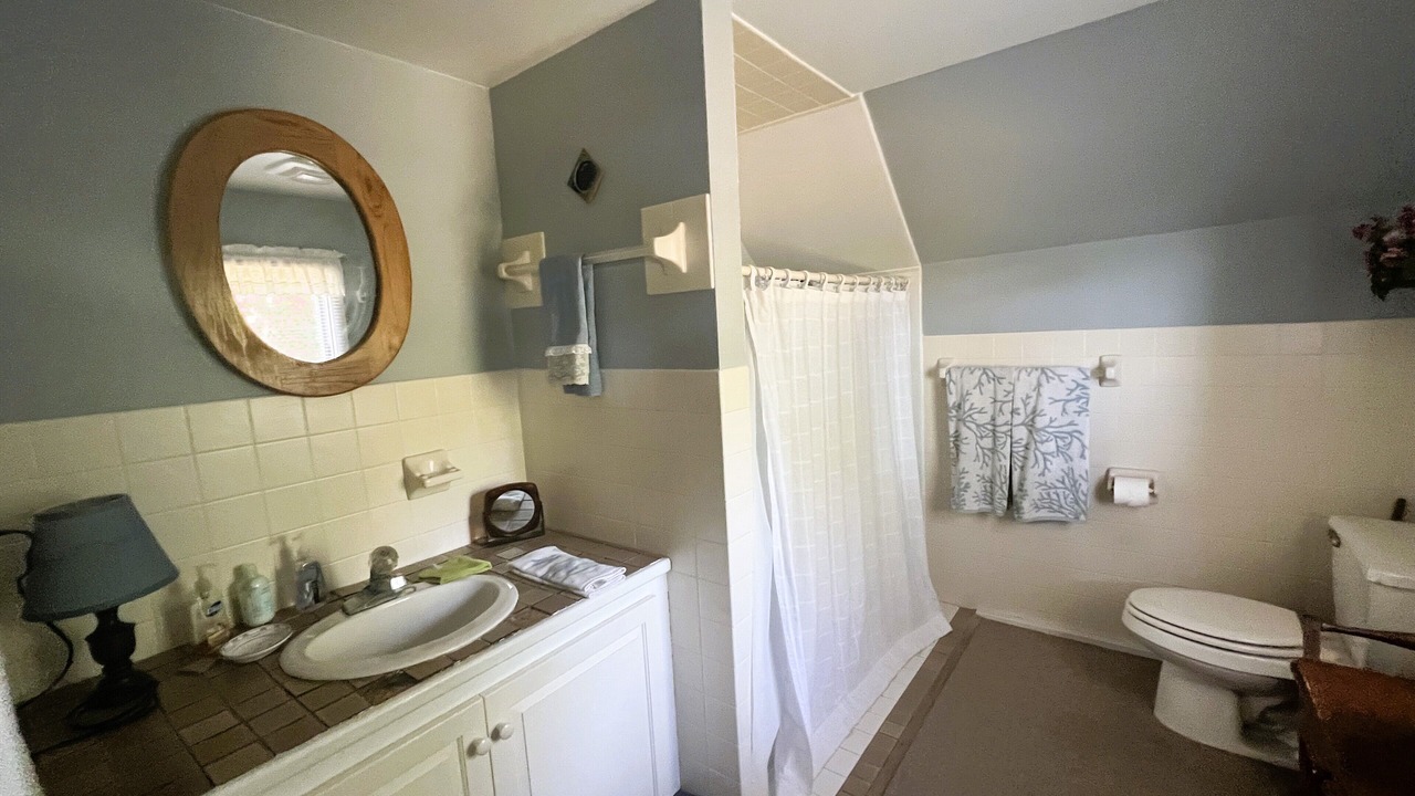 Photo of Bathroom in Leland