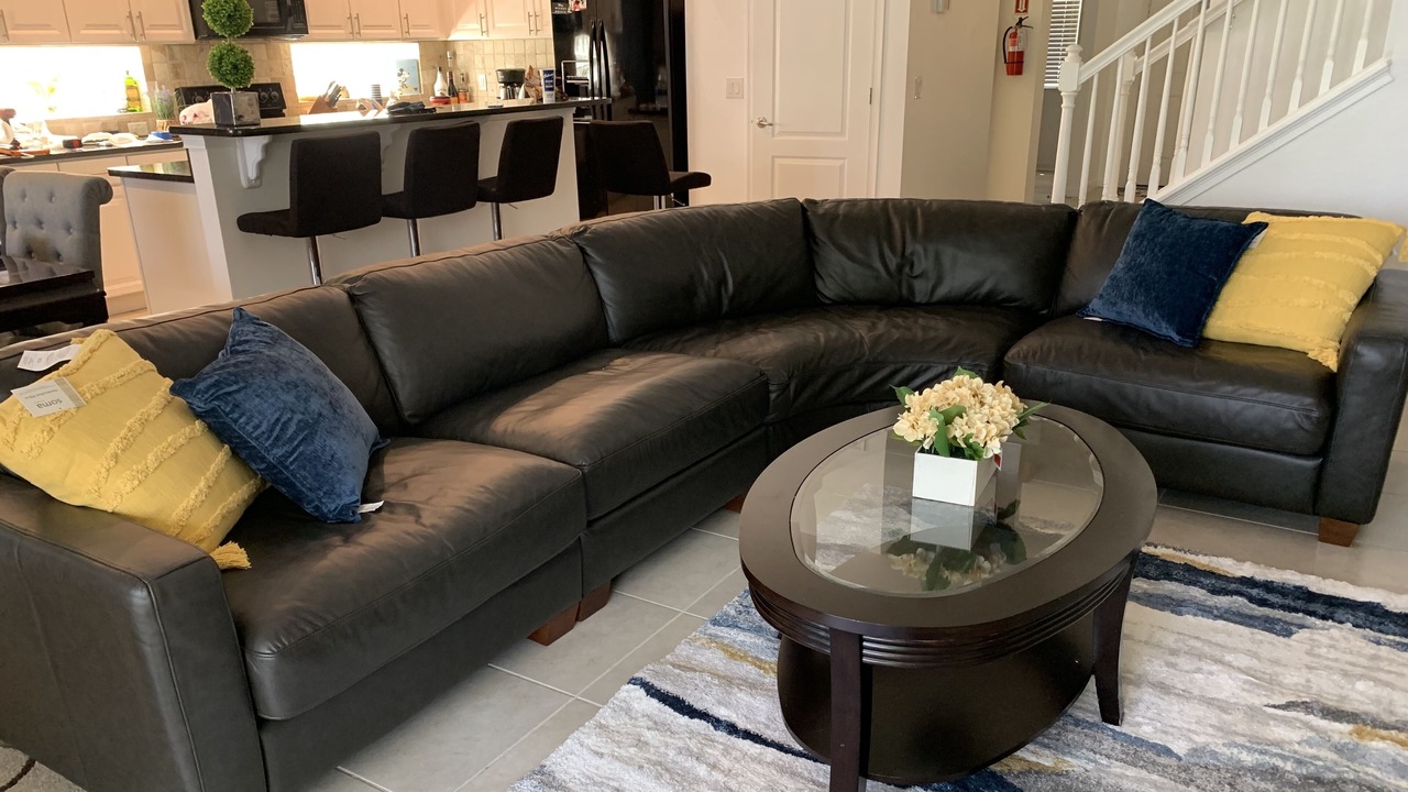 Photo of Livingroom in Loughman