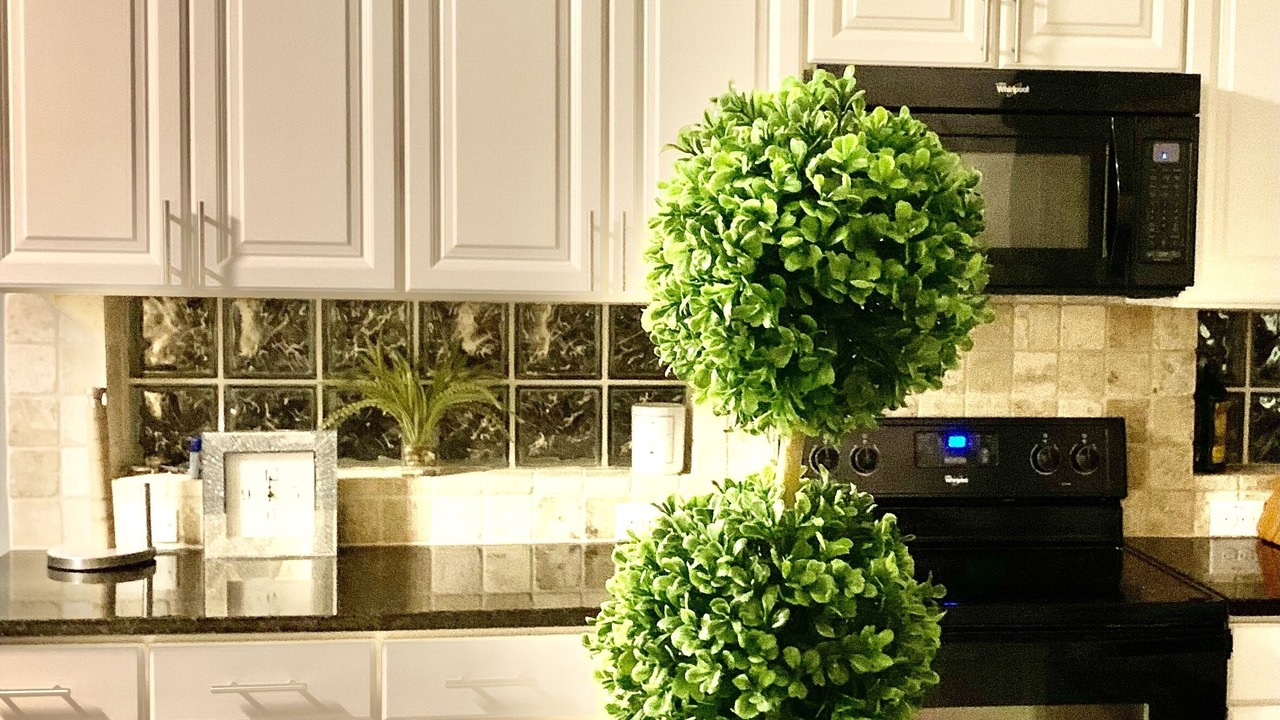 Photo of Kitchen in Loughman