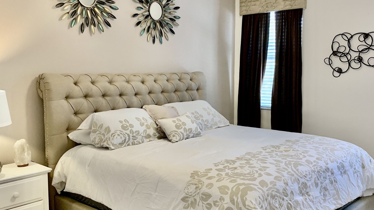 Photo of Bedroom in Loughman