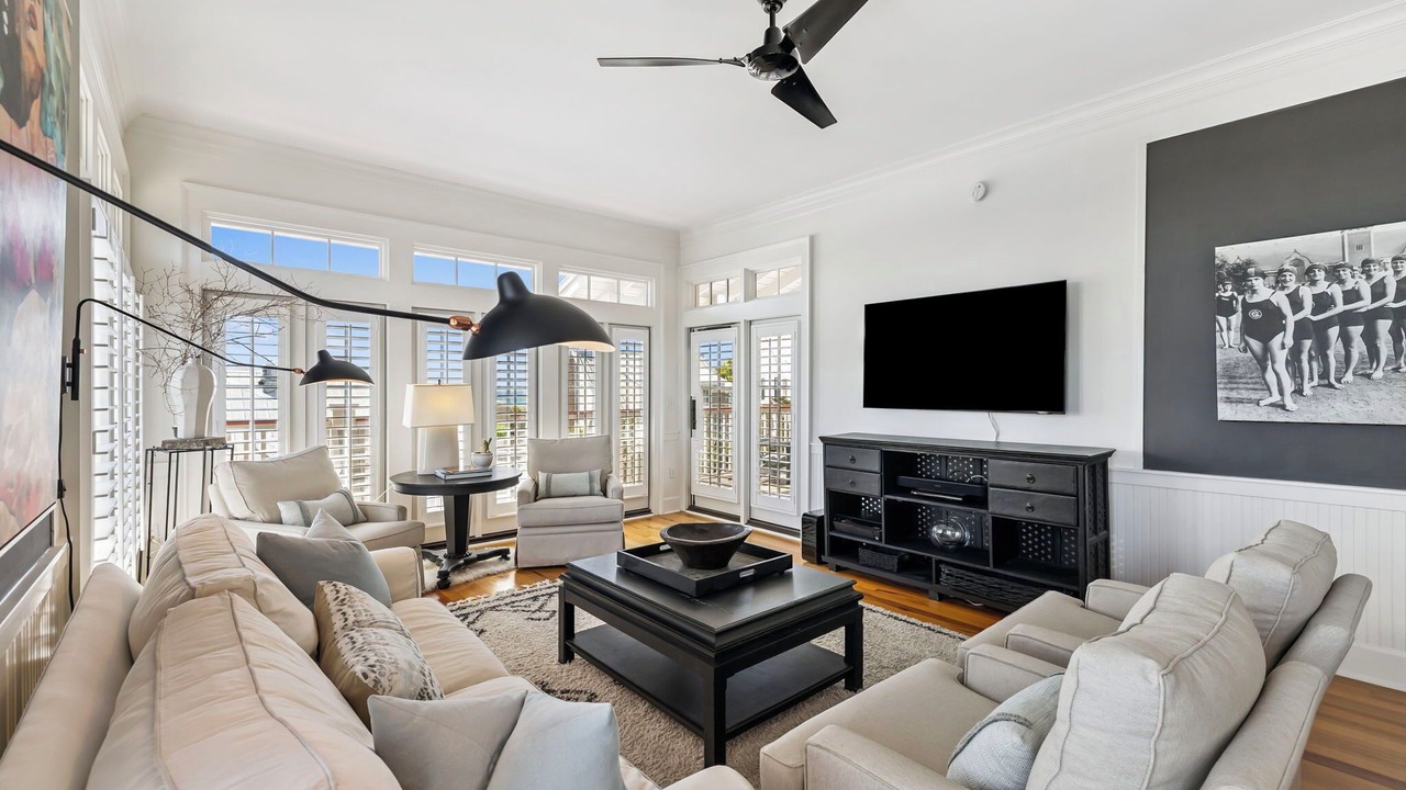 Photo of Bedroom in Beach District
