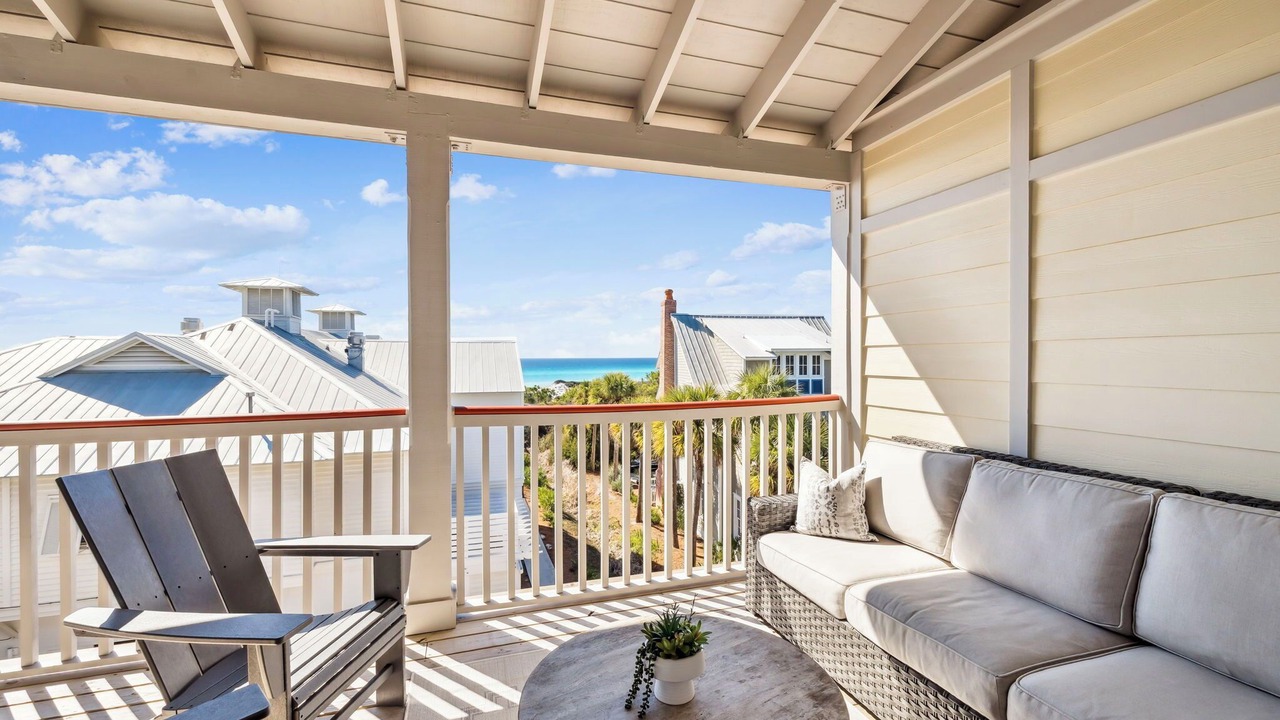 Photo of Patio Balcony in Beach District