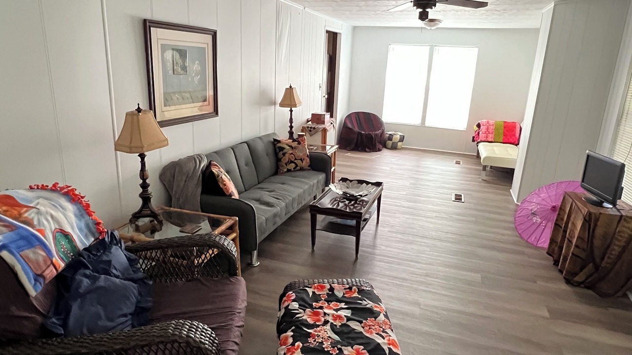 Photo of Livingroom in Melrose