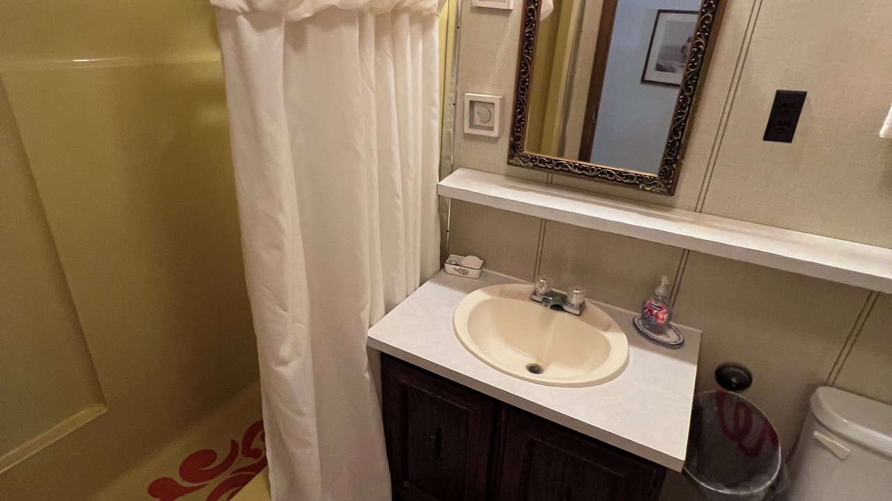 Photo of Bathroom in Melrose