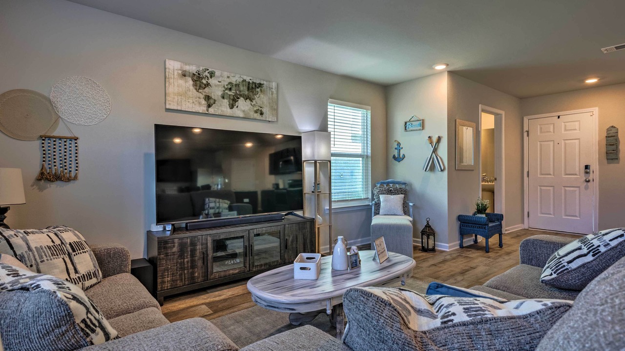 Photo of Livingroom in Gulf Hills