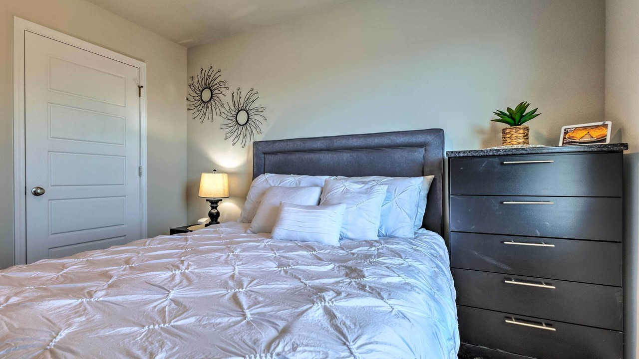 Photo of Bedroom in Gulf Hills
