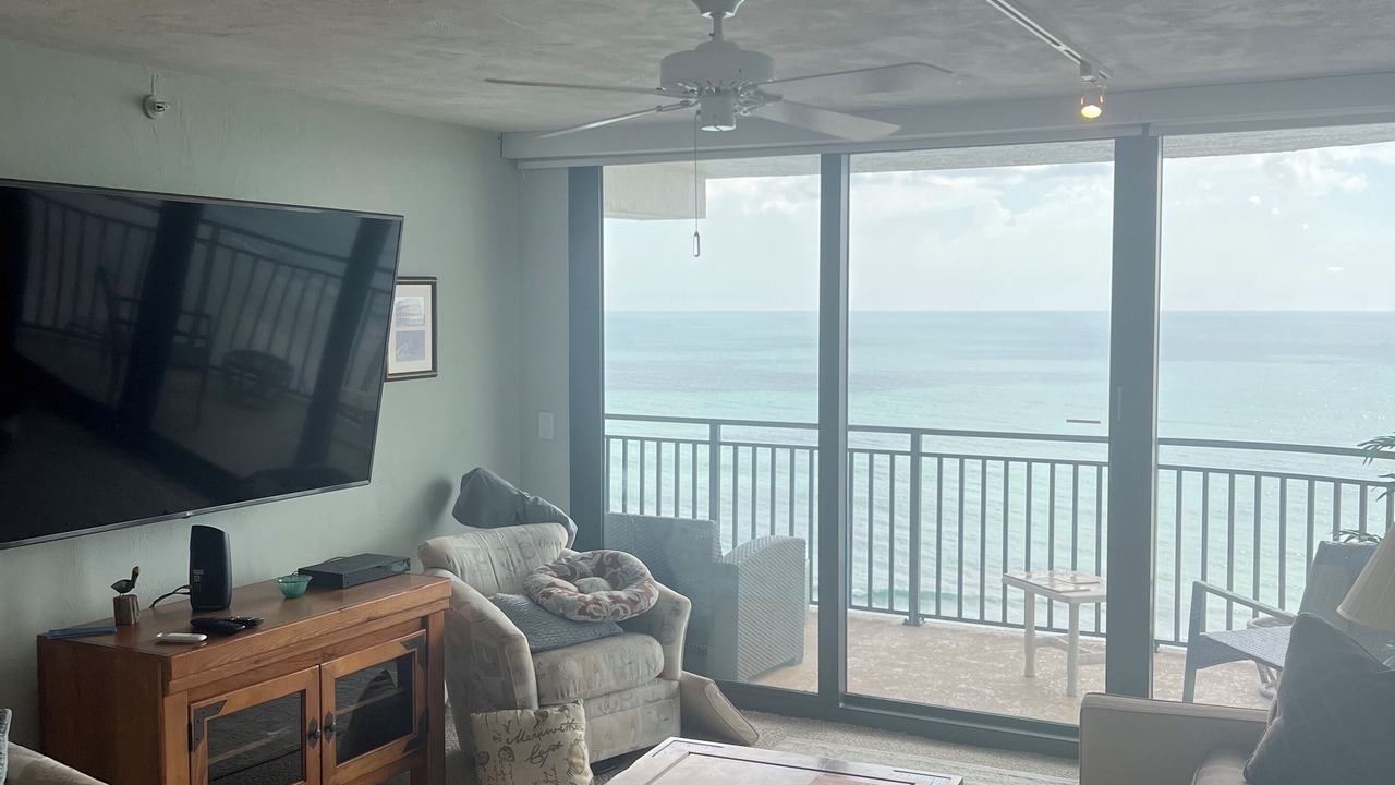 Photo of Livingroom in Daytona Beach Shores