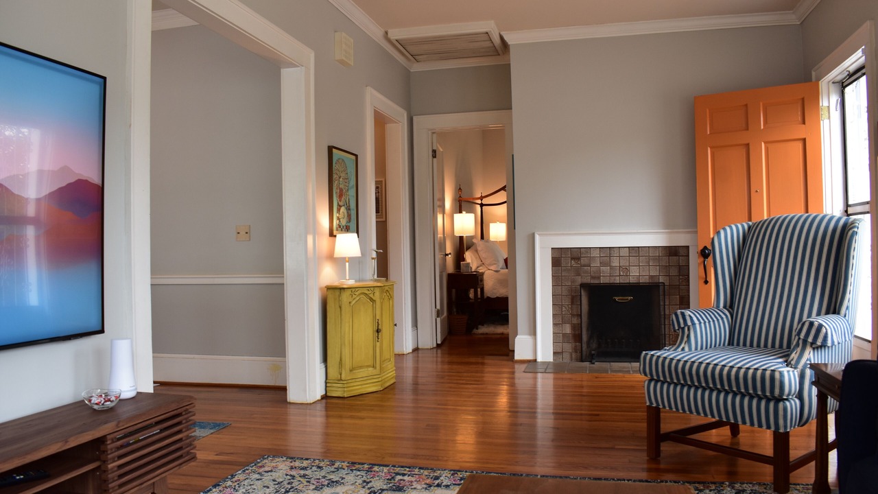 Photo of Bedroom in Lake Claire
