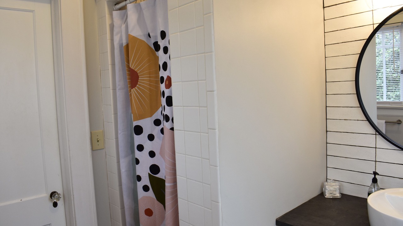 Photo of Bathroom in Lake Claire