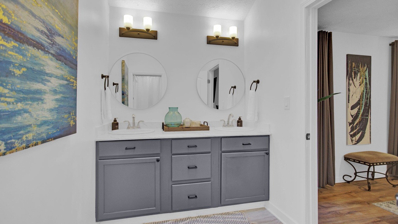 Photo of Bathroom in Inman