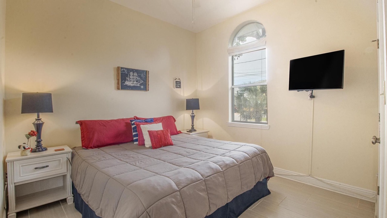 Photo of Bedroom in Biloxi