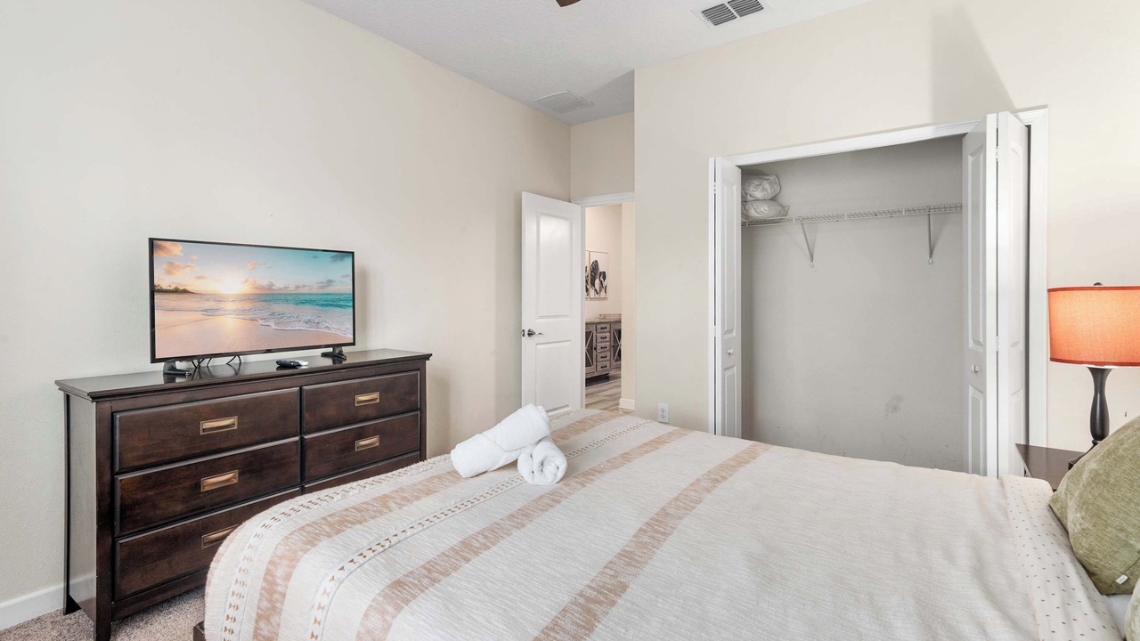 Photo of Bedroom in Davenport