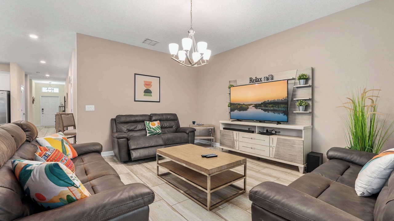 Photo of Livingroom in Davenport