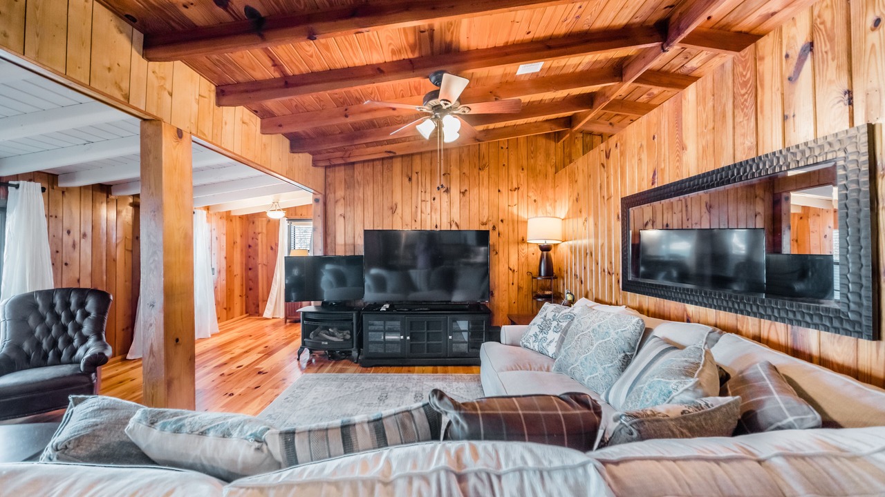 Photo of Livingroom in Eclectic