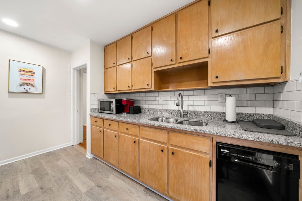 Photo of Kitchen in Hapeville