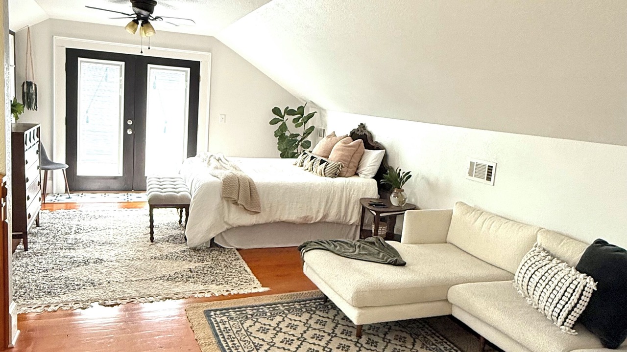 Photo of Livingroom in Milton