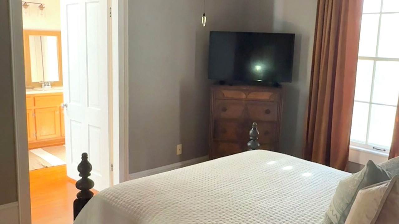 Photo of Bedroom in Milton