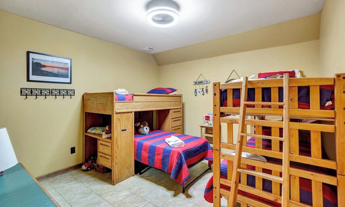 Photo of Bedroom in Six Mile