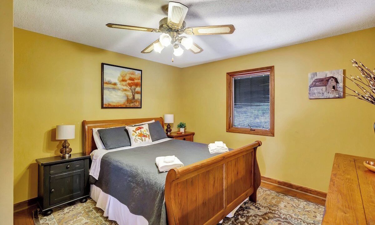 Photo of Bedroom in Six Mile
