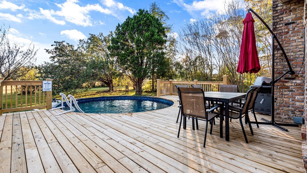 Photo of Outdoor in Semmes