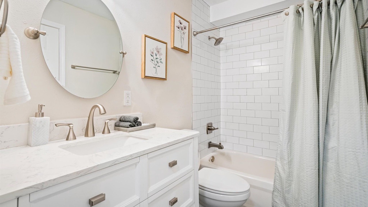 Photo of Bathroom in Semmes
