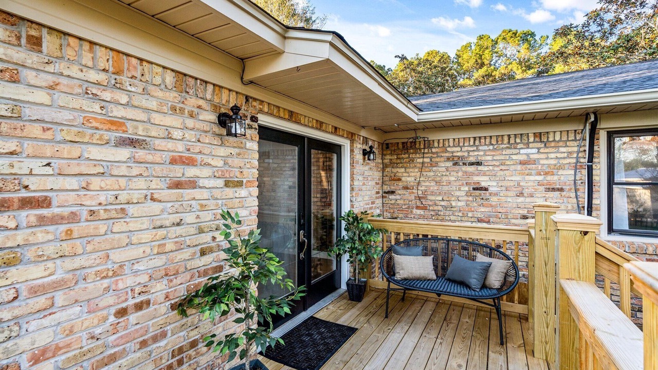 Photo of Patio Balcony in Semmes
