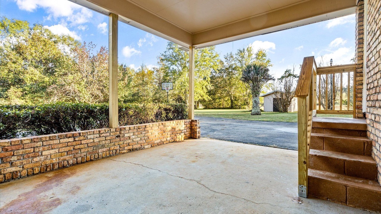 Photo of Outdoor in Semmes