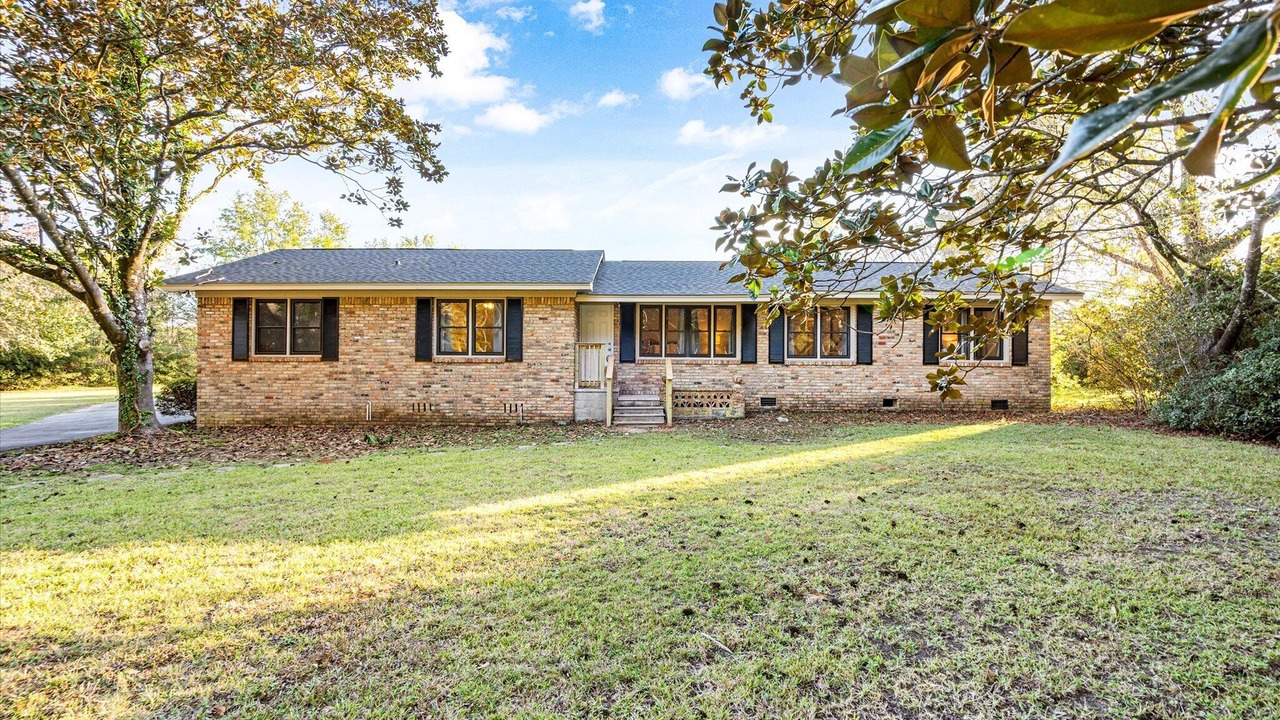 Photo of Outdoor in Semmes