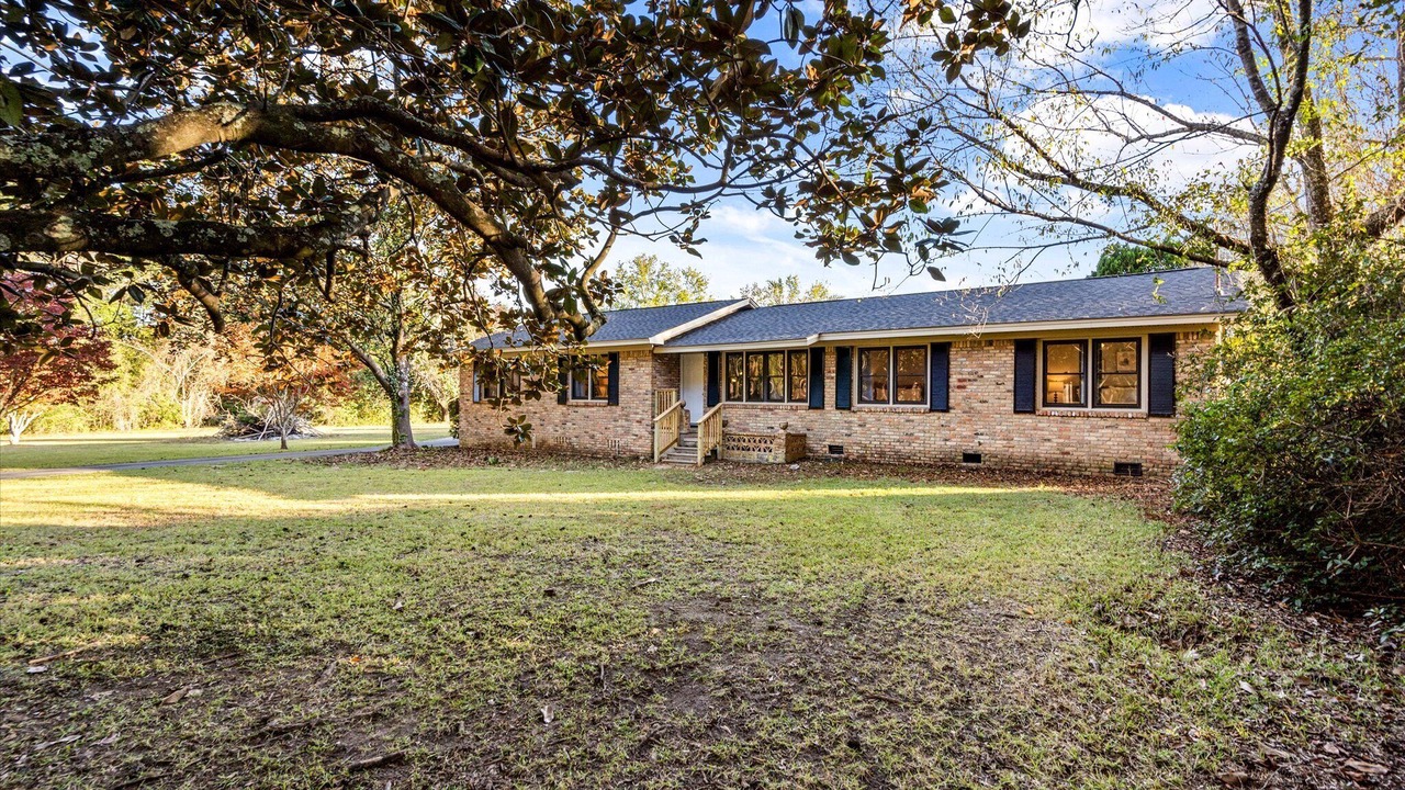 Photo of Outdoor in Semmes