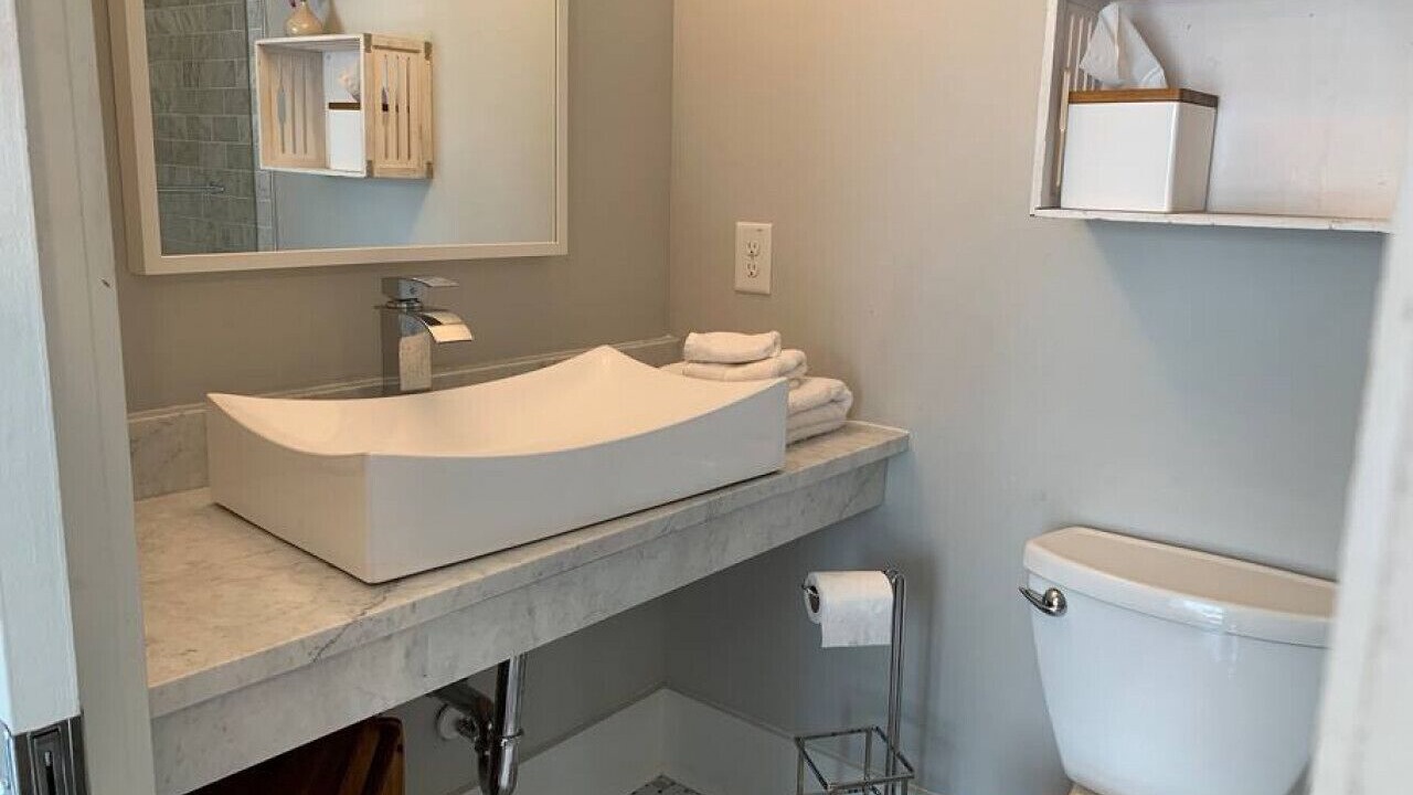 Photo of Bathroom in East Side